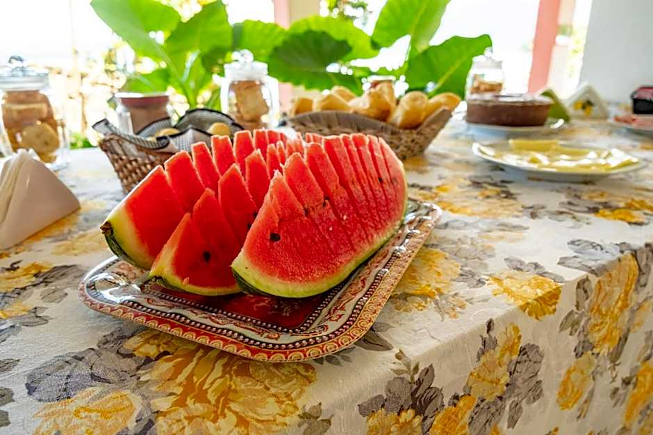 Pousada Sobre As Ondas de Picinguaba