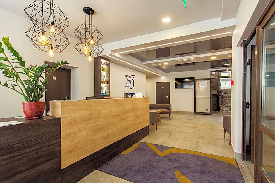 Old Town Trio Hostel Rooms