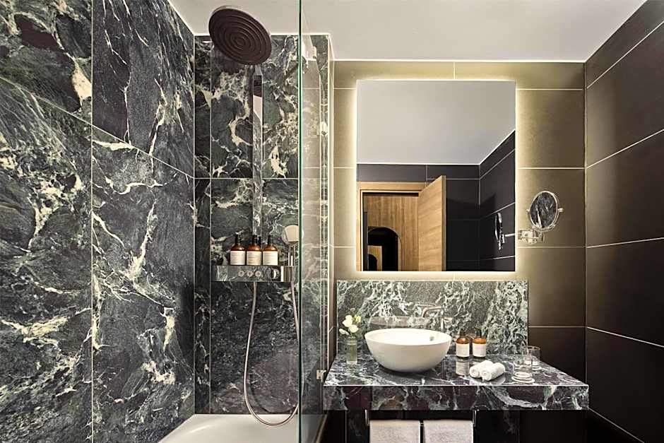 NH Collection Milano President