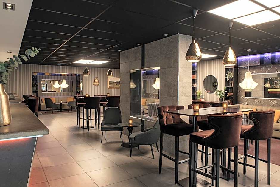 Home Hotel Bristol