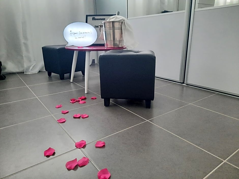 CHAMBRE COSY Adults only