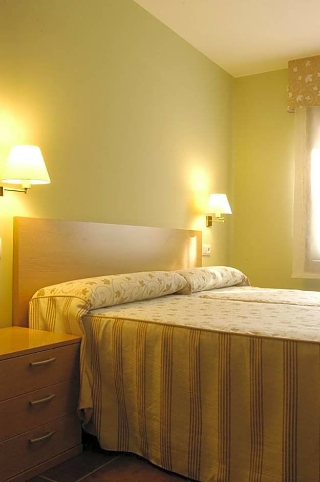 Aparthotel Tres Caminos