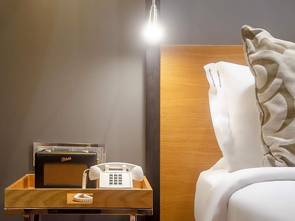 Browns Downtown Hotel