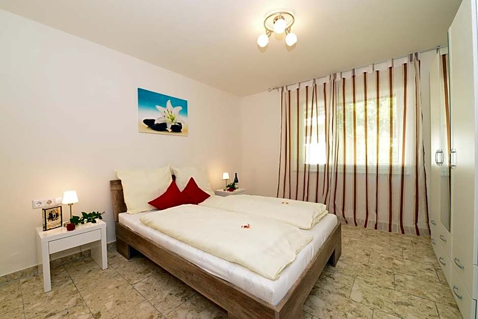 Photo 1 of 13 of 2 Bedroom Apartment, Terrace