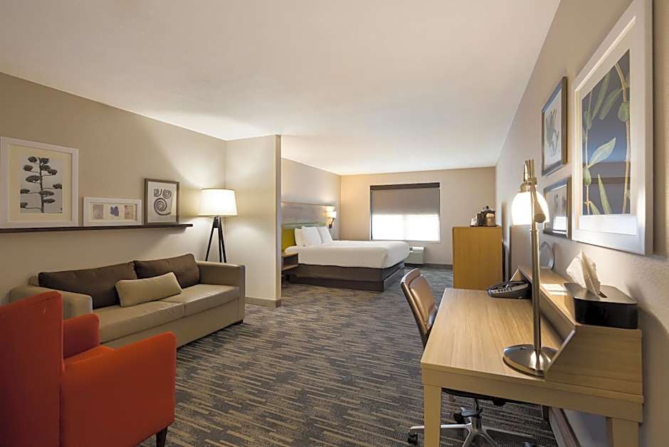 Country Inn & Suites by Radisson, Marion, IL