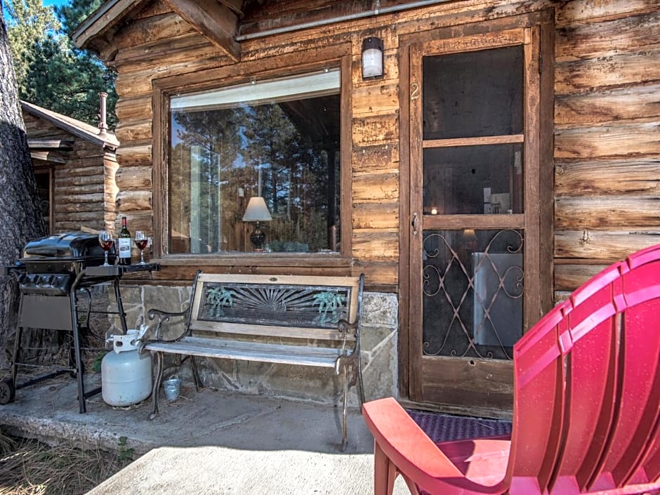 Apache Village 2, King Studio, Midtown, Sleeps 2