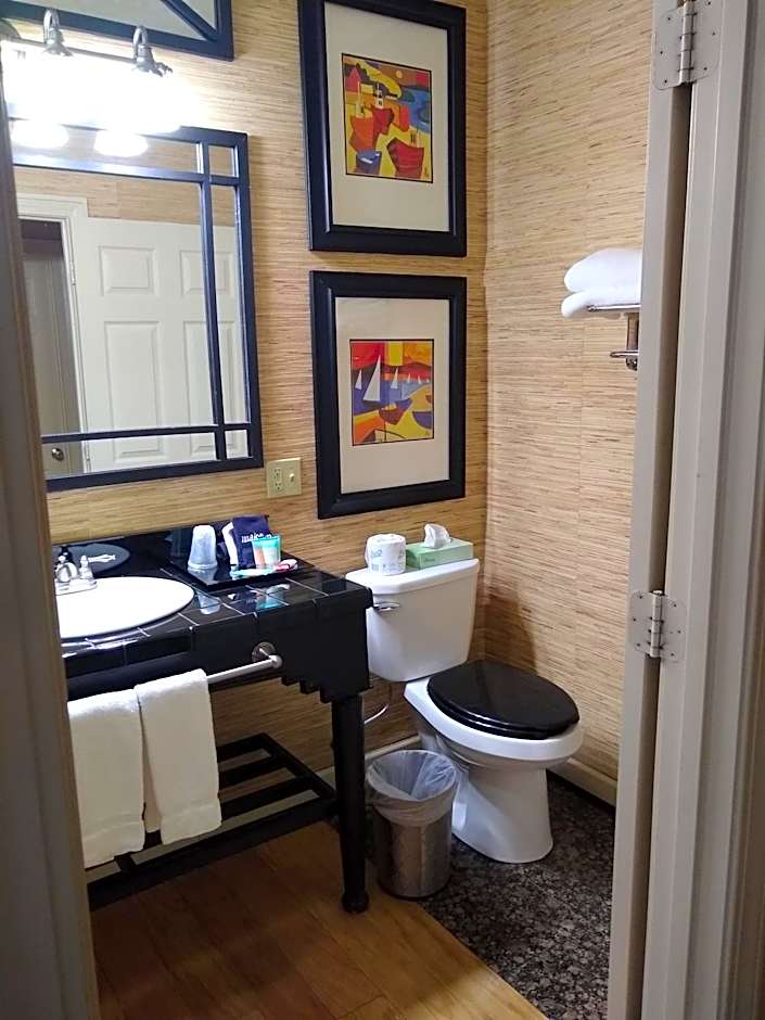 Southern Comfort Suites