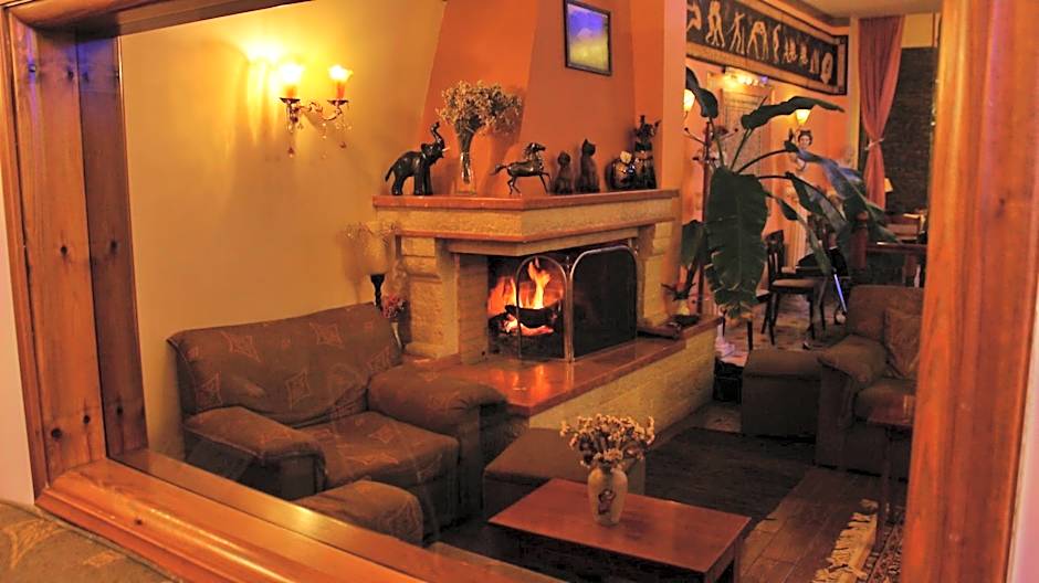 Hotel Kosta Famissi