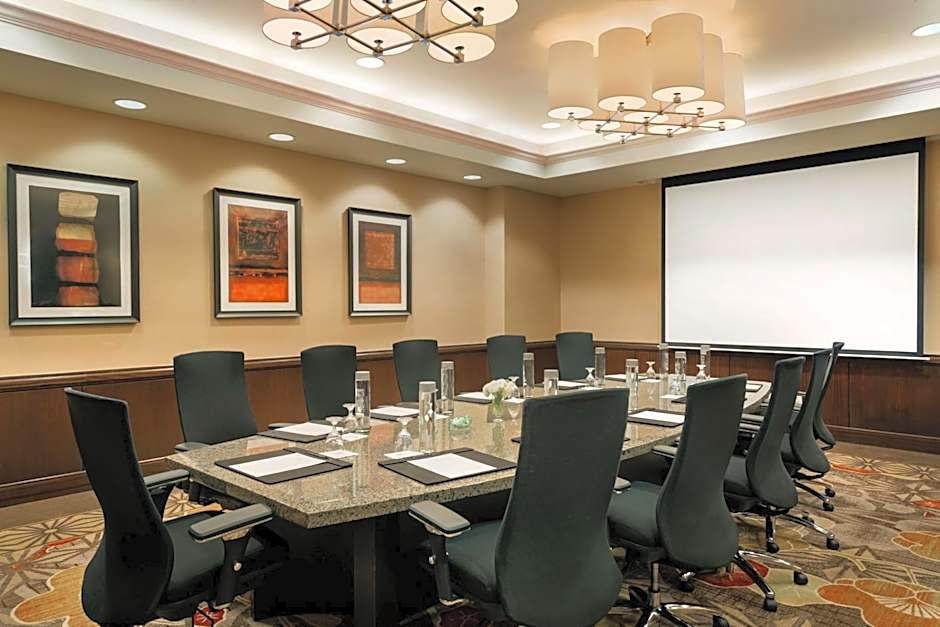 Embassy Suites By Hilton Los Angeles Glendale