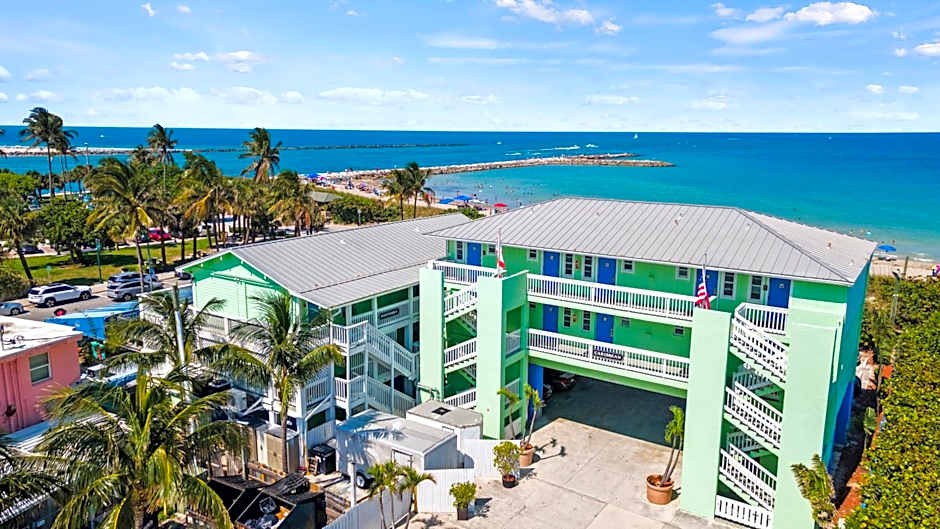 Oceanfront Inn, Private Balcony, 2 Full Beds #16