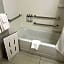 Holiday Inn Express And Suites Mobile - University Area By IHG