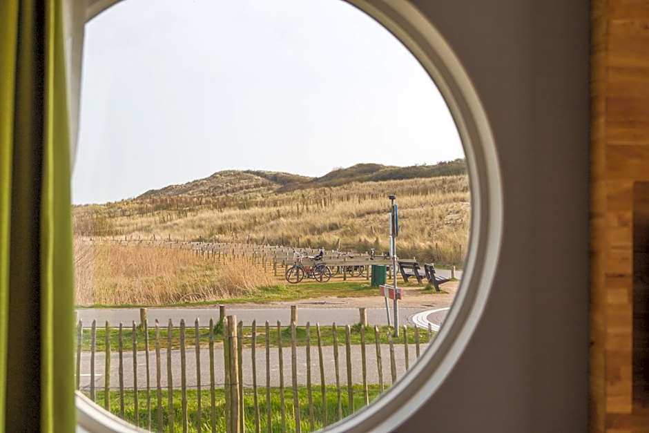 Strandhotel Westduin