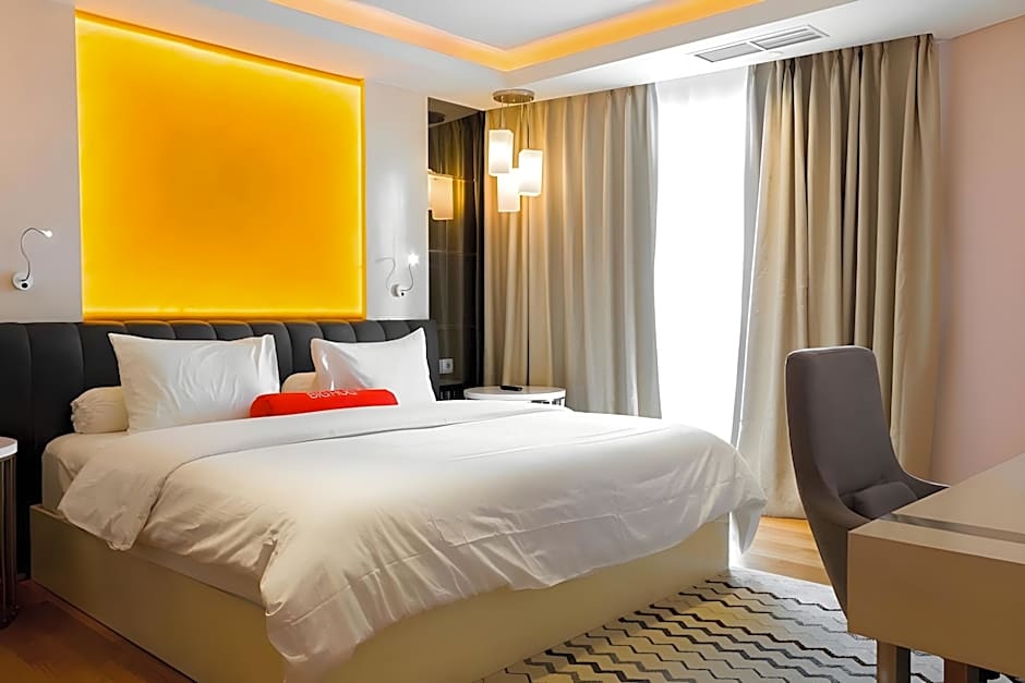 HARRIS Hotel & Conventions Solo