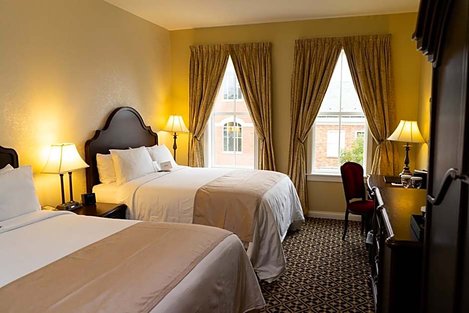 The Mount Vernon Grand Hotel