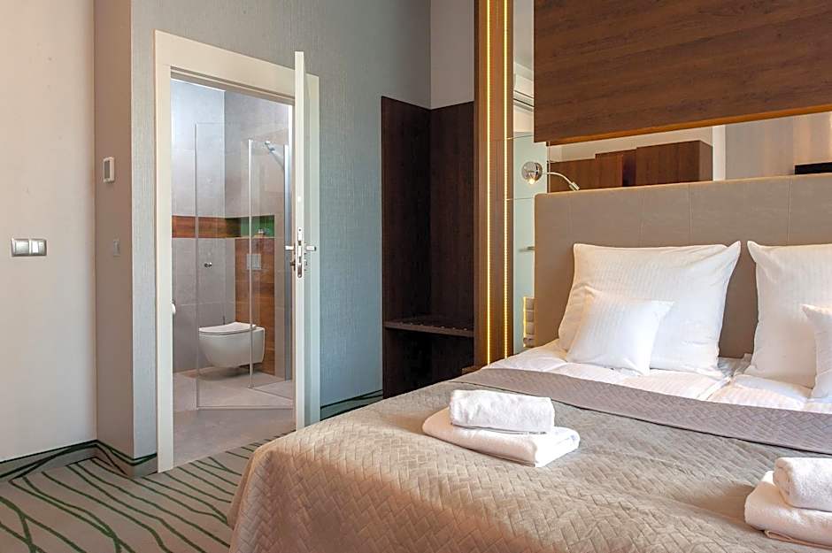 Plaza Boutique Hotel