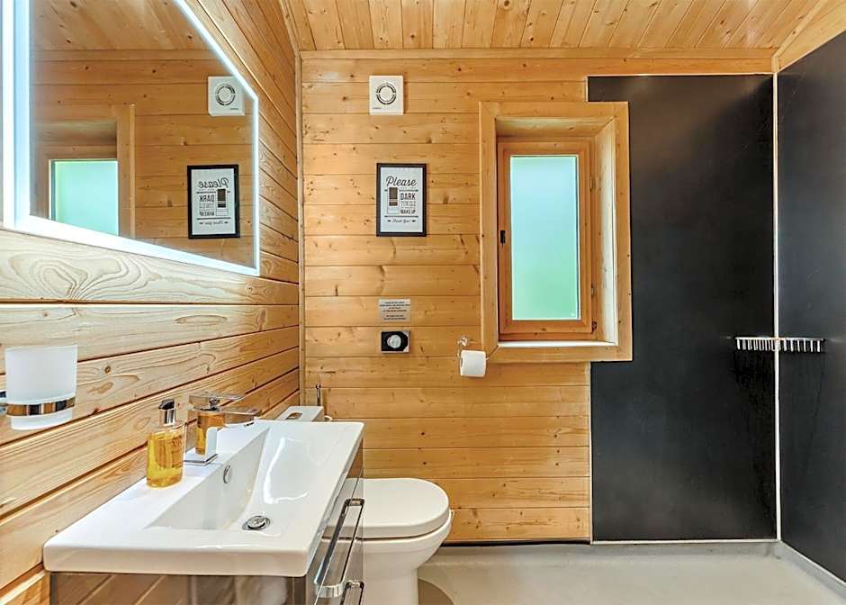 Gadlas Park Holiday Cabins