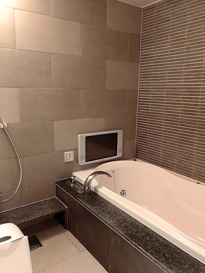 Hotel Gendairakuen Isehara