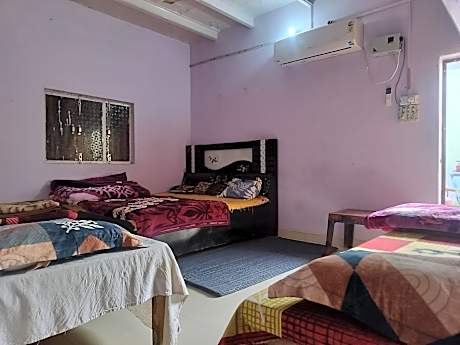 Shri Krishna Kunj homestay 