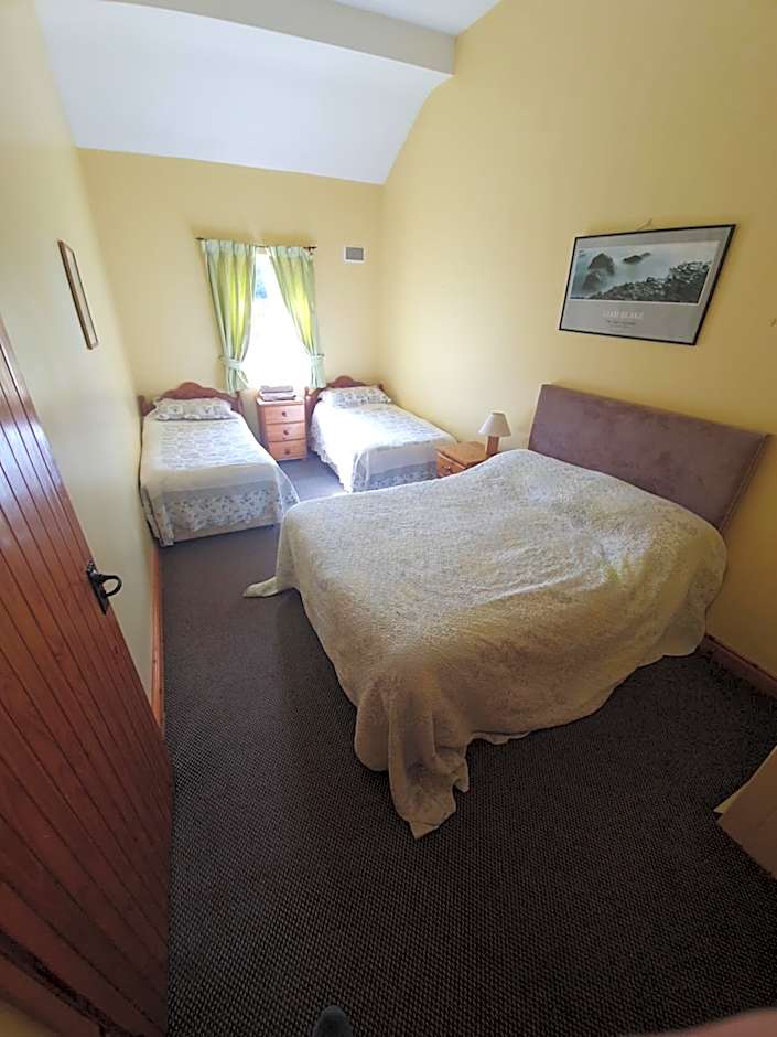 Photo 1 of 19 of 1 Bedroom Cottage