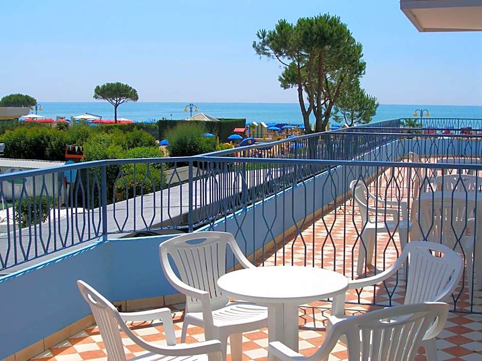 Hotel La Brezza frontemare