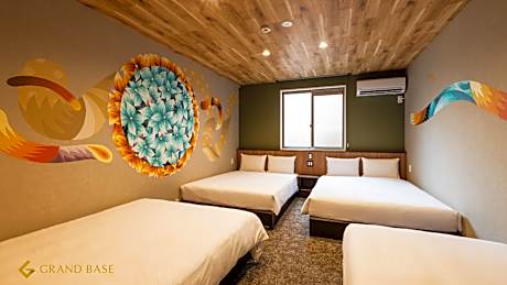 Grand Base Shianbashi