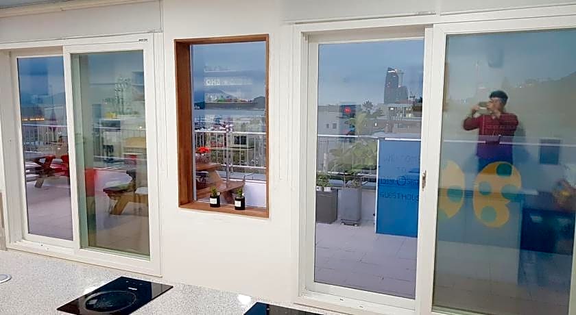 Big O Show Guesthouse