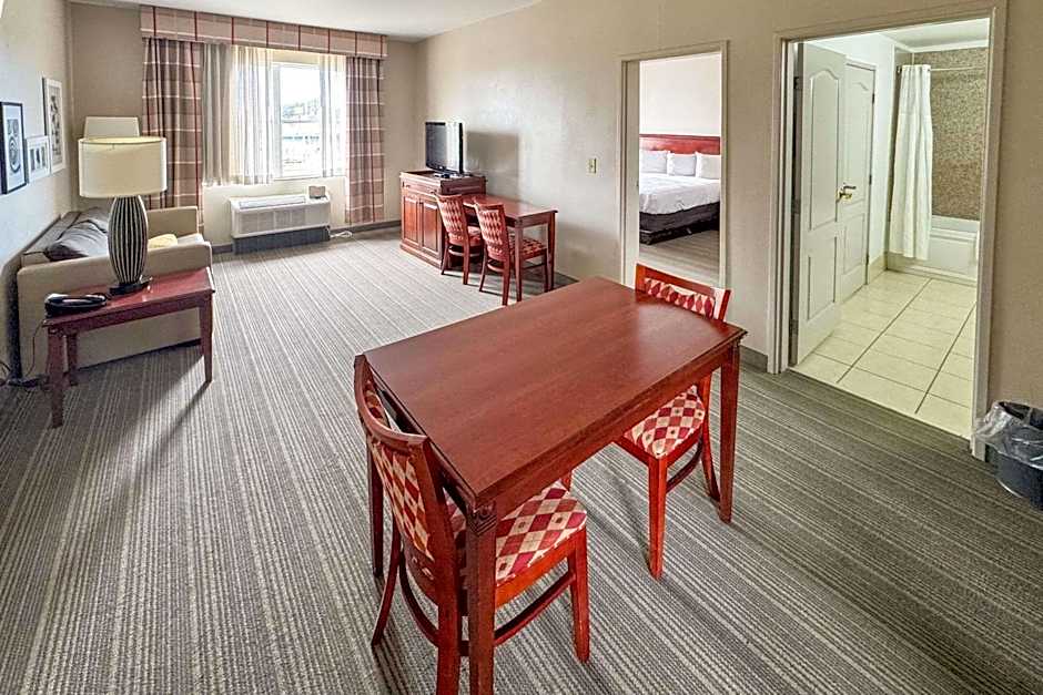 Country Inn & Suites by Radisson, Emporia, VA