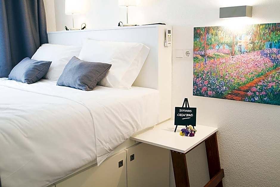 Art 4 You Cascais Suites