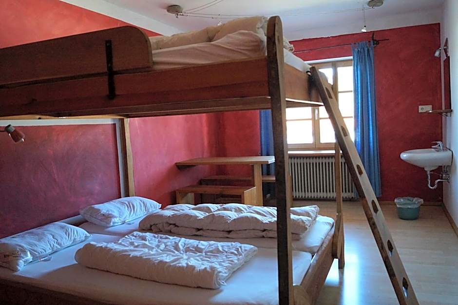 Schiff Bihlerdorf - Hostel