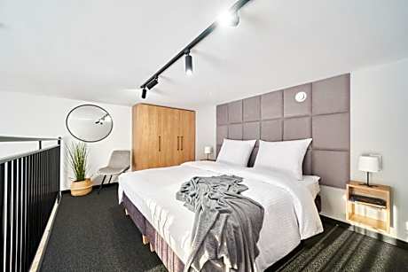 Na Fursie Apartments & Rooms