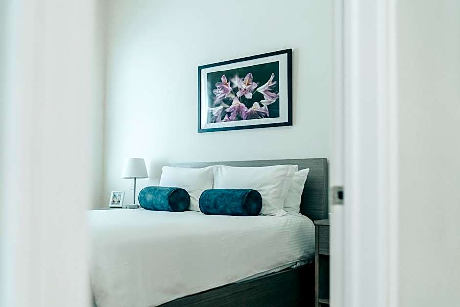 The Guesthouse Hotel