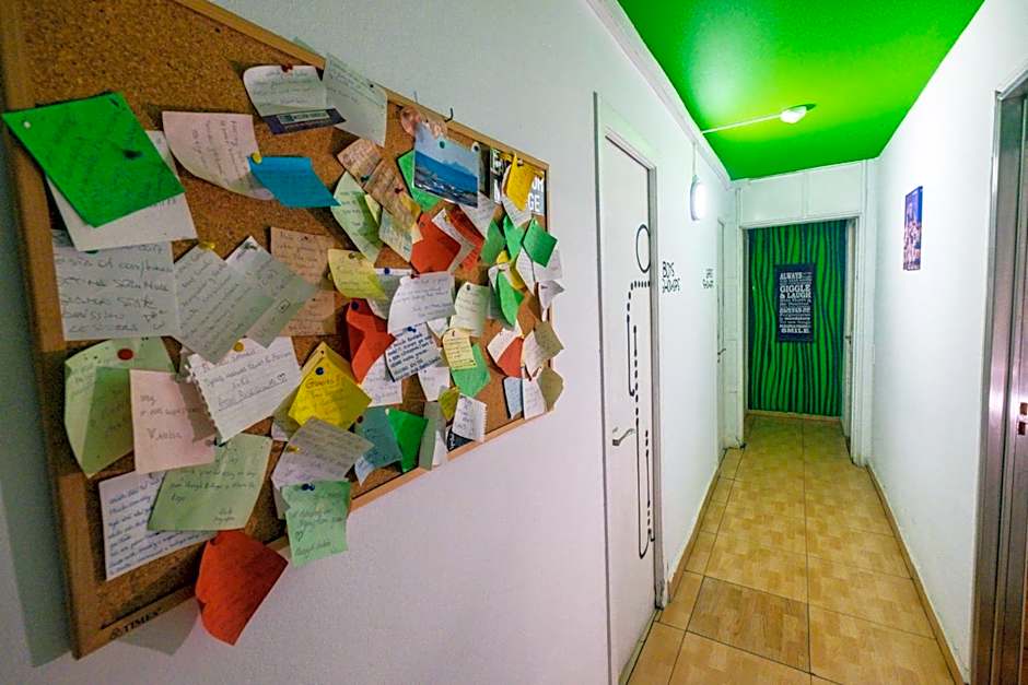 Diagonal House Hostel