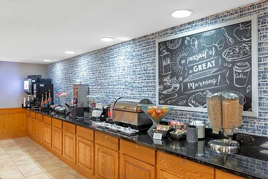 AmericInn by Wyndham Jackson