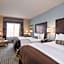 La Quinta Inn & Suites by Wyndham DFW Airport West - Euless