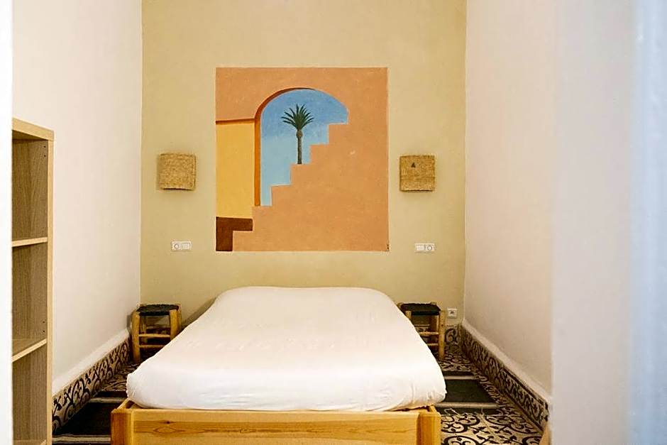 Hostel La Smala