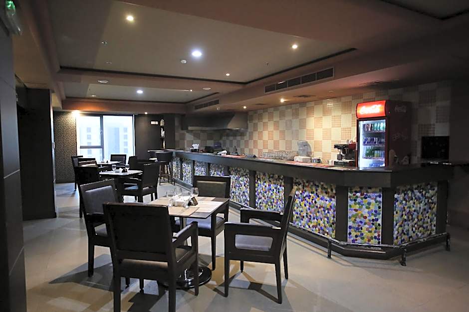 Crystal Palace Hotel