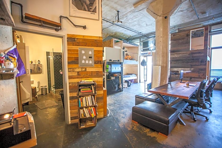 PodShare Hollywood