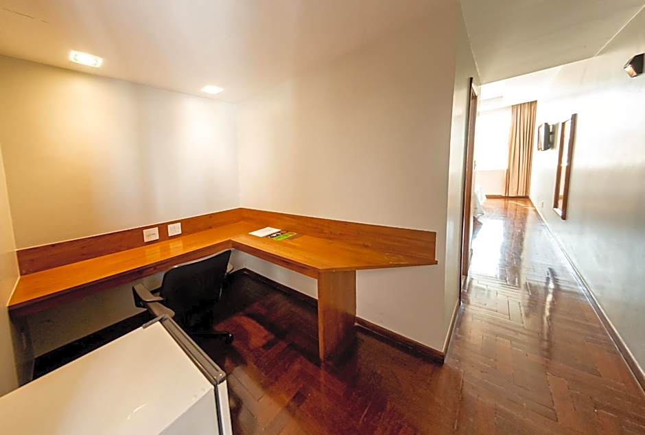 Serrano Residencial Hotel