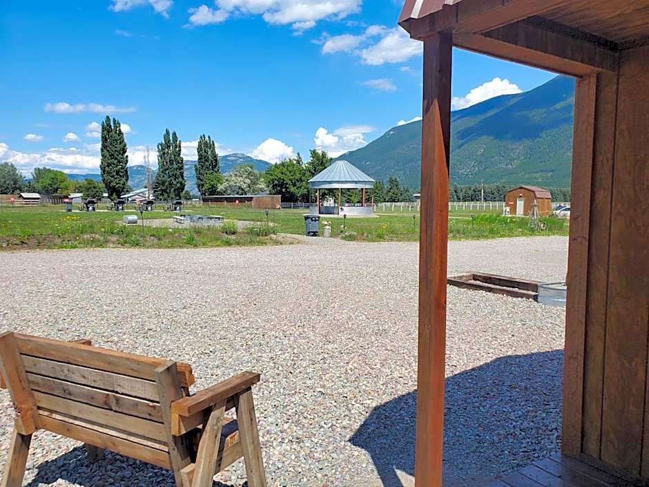 Glacier Acres Guest Ranch