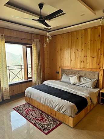 Goroomgo UK Homestay Nainital