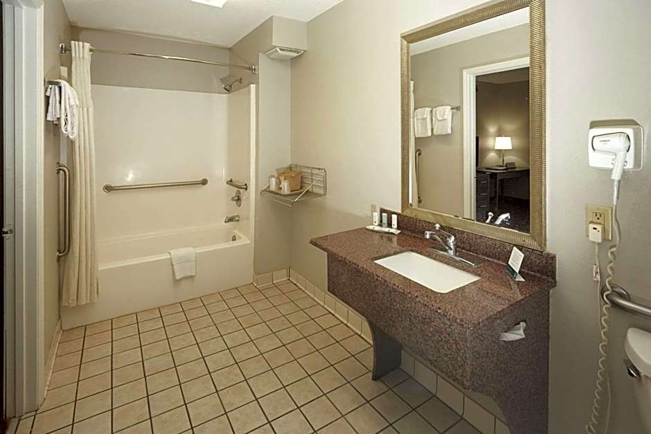 Quality Inn Augusta West Near Fort Gordon