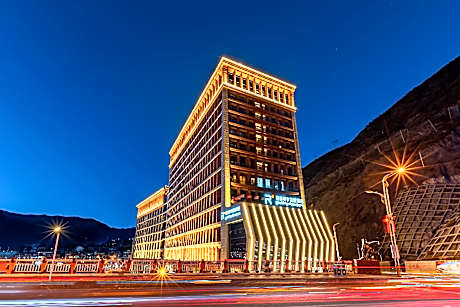 Rezen Minyoun Hotel Changdu Tongtai