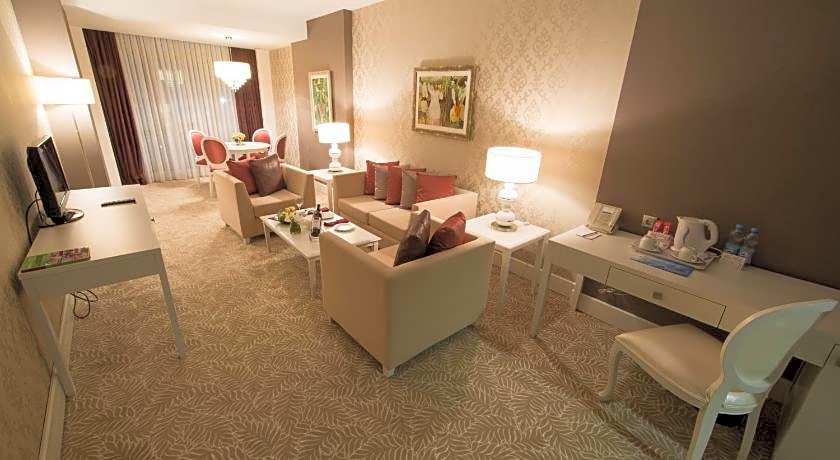 QafqaZ Baku City Hotel & Residence