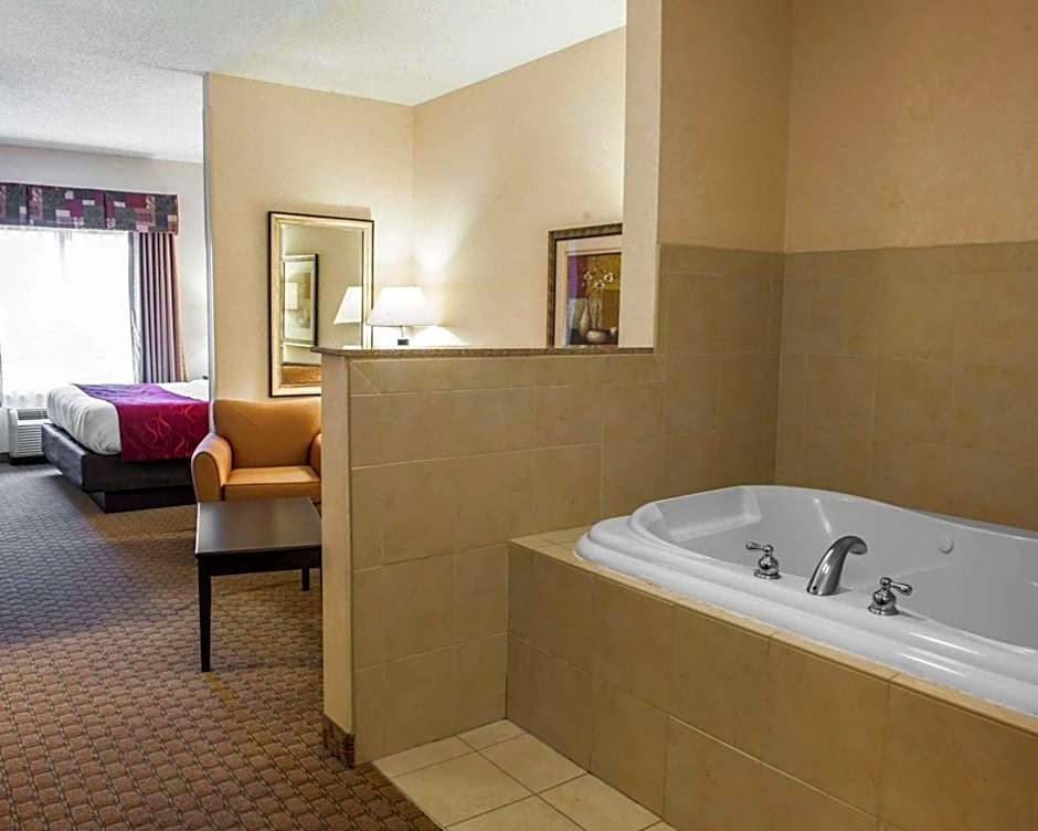Comfort Suites Southport