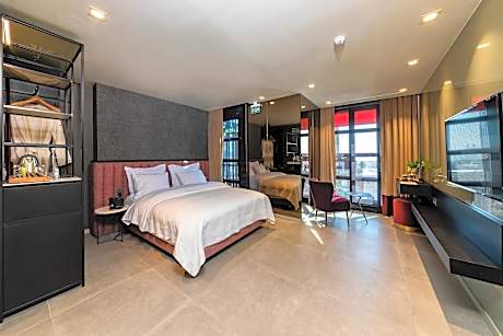 Family Room with Sea View