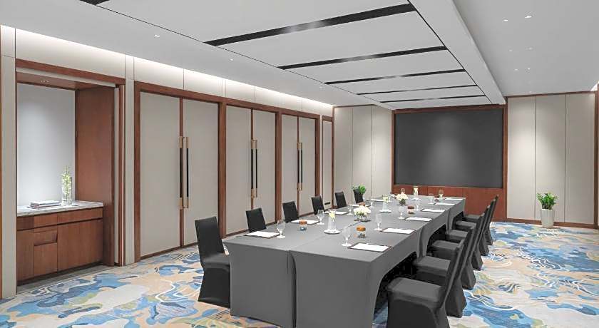 Crowne Plaza Vinh Yen City Centre By IHG