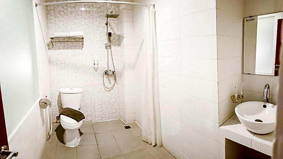 Hotel Bliss Soetta Semarang