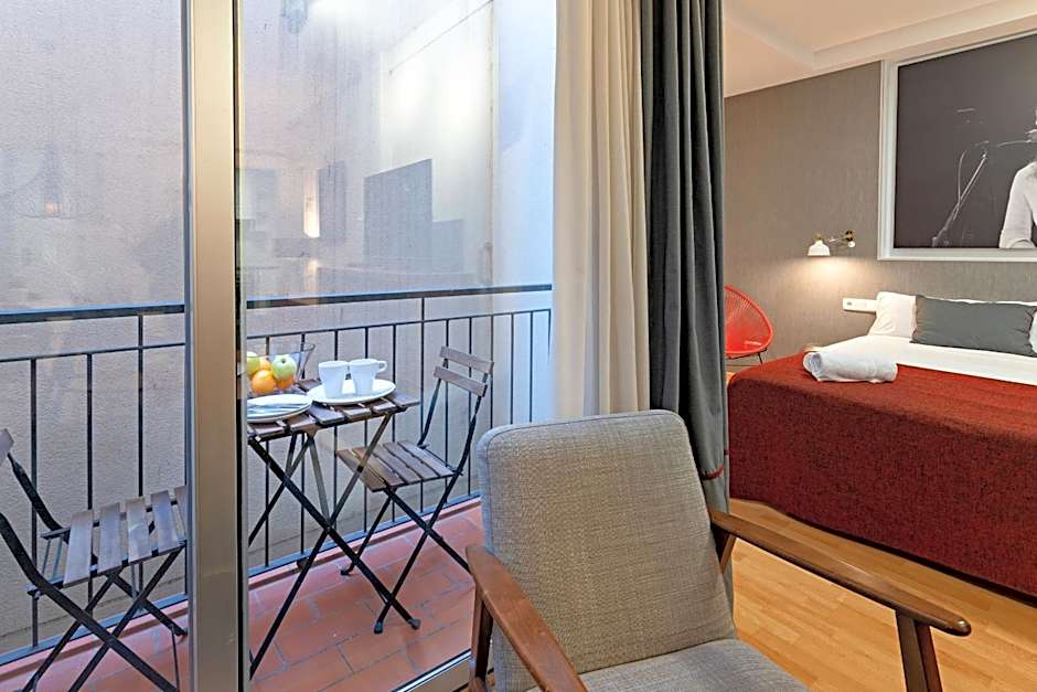 Habitat Apartments Hot Jazz