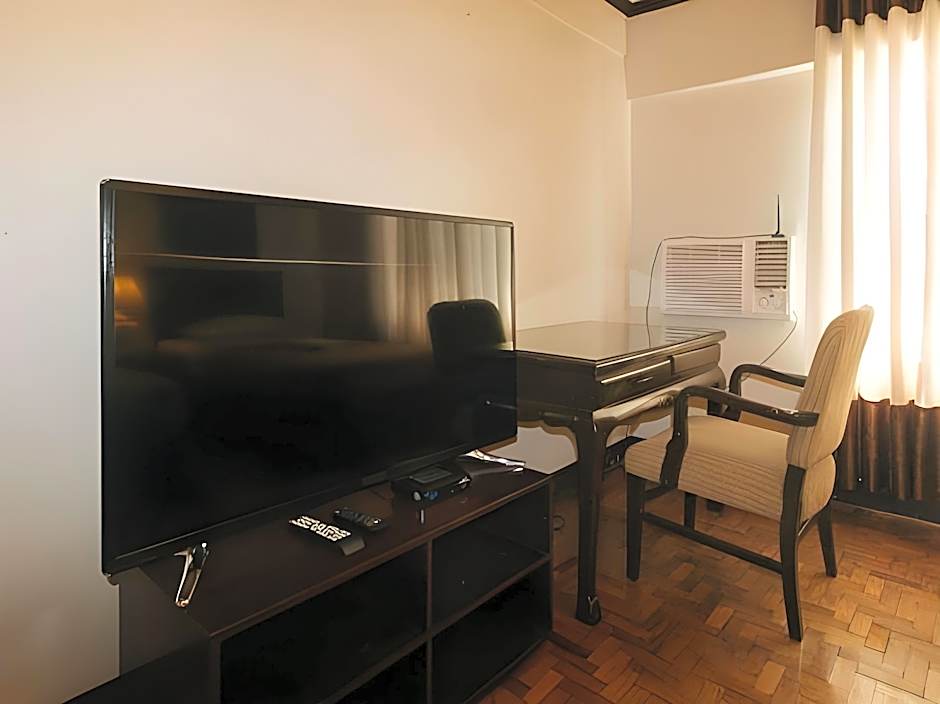 El Rico Suite Makati by RedDoorz