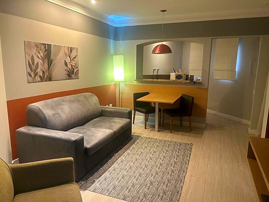 Cosmopolitan Praia Flat